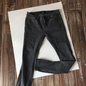 BDG mid rise cigarette ankle skinny jeans